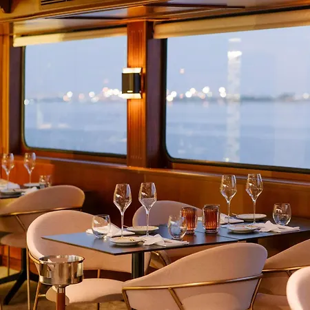 Costa Do Sal Boat Lounge Aveiro