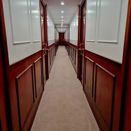 Costa Do Sal Boat Lounge Aveiro