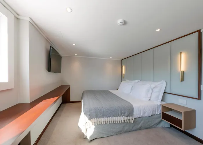 Costa Do Sal Boat Lounge